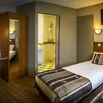 Brit Confort Azur Cholet Nord Отель 3*