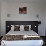 Отель Brit Confort Azur Cholet Nord Saint-Andre-de-la-Marche
