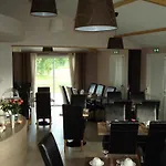 Brit Confort Azur Cholet Nord 3*