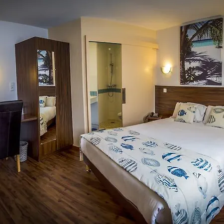 Hotel Brit Azur 3*
