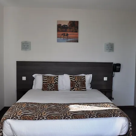 Hotell Brit Confort Azur Cholet Nord Saint-André-de-la-Marche
