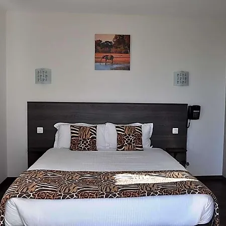 Hotel Brit Azur 3*