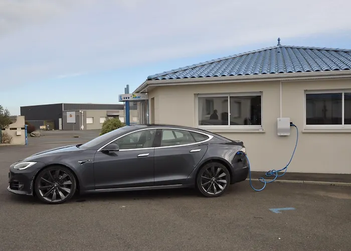 Hotel Brit Confort Azur Cholet Nord Saint-André-de-la-Marche