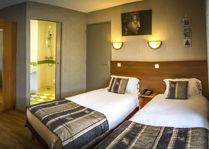 מלון Brit Confort Azur Cholet Nord Saint-André-de-la-Marche