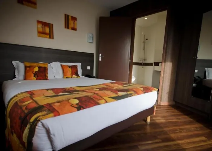 Brit Confort Azur Cholet Nord 3*