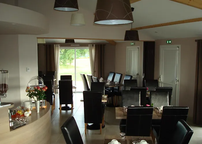 Brit Confort Azur Cholet Nord 3*